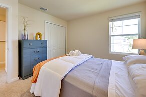 Sunny St Augustine Getaway w/ Patio & Pool Access