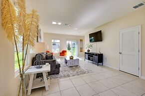 Sunny St Augustine Getaway w/ Patio & Pool Access