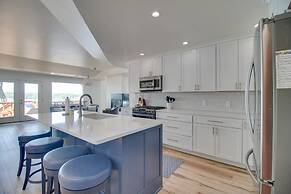 Boat Dock + Waterfront Patio: Grove Hideaway!