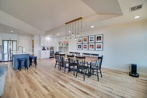 Boat Dock + Waterfront Patio: Grove Hideaway!