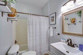 'cloud 9 on the Gulf', 1 Mi to Beach: Pet Friendly