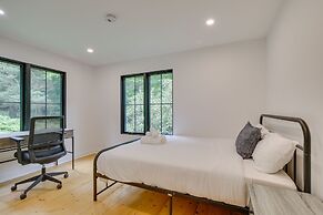 Modern Sharon Farmhouse: Spacious, Patio, Views