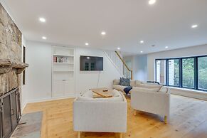 Modern Sharon Farmhouse: Spacious, Patio, Views