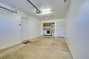 Prescott Valley Retreat w/ Hot Tub & Kayaks