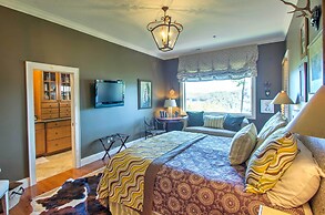 Bryson City Condo w/ Spectacular Views & Amenities