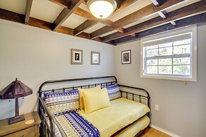 Charming Bay St Louis Home: Deck, on Canal!