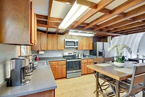 Charming Bay St Louis Home: Deck, on Canal!