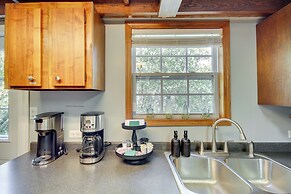 Charming Bay St Louis Home: Deck, on Canal!