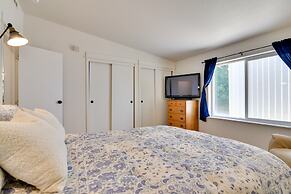 Washington Retreat: Fire Pit, Hot Tub & Ping Pong!