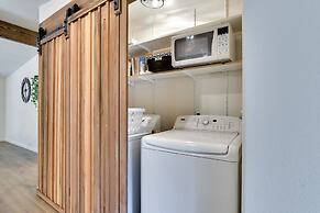 Washington Retreat: Fire Pit, Hot Tub & Ping Pong!