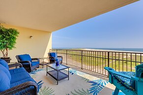 Dauphin Island Condo in Holiday Isle With Balcony!