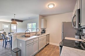 Greer Getaway w/ Smart TV ~ 1 Mi to Dtwn!