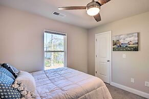 Greer Getaway w/ Smart TV ~ 1 Mi to Dtwn!