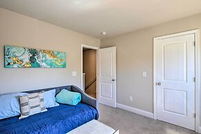 Greer Getaway w/ Smart TV ~ 1 Mi to Dtwn!