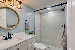 Harpers Ferry Home w/ Private Pool & Hot Tub!