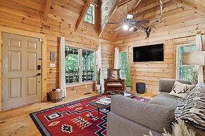 Fire Pit & Bbq: Lake Lure Cabin w/ Outdoor Oasis!