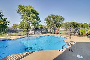 Afton Vacation Condo in Vista Towers Shangri-la!