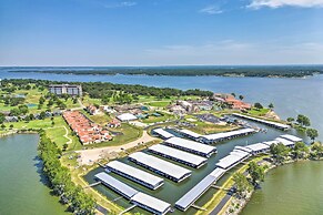 Afton Vacation Condo in Vista Towers Shangri-la!