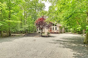 Woodsy Big Bass Lake Hideaway w/ Fire Pit + Deck!