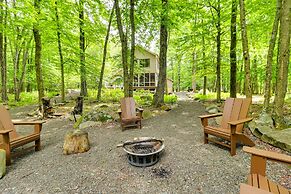 Woodsy Big Bass Lake Hideaway w/ Fire Pit + Deck!