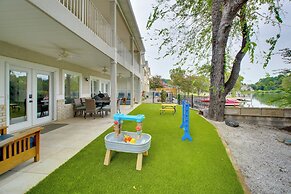 Lake Access: Pet-friendly Duplex in Hot Springs!