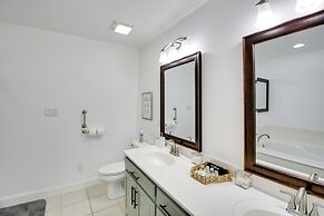 Lake Access: Pet-friendly Duplex in Hot Springs!