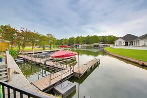 Lake Access: Pet-friendly Duplex in Hot Springs!
