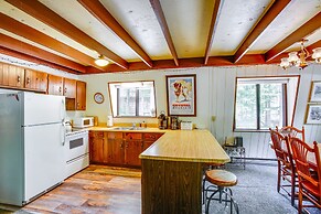 Crystal Mountain Cabin w/ Cozy Fireplace!