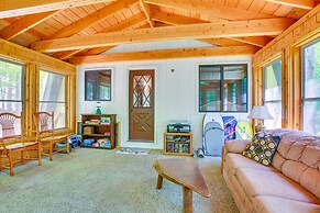Crystal Mountain Cabin w/ Cozy Fireplace!