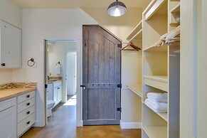 Buena Vista Vacation Home: Hot Tub, Mountain Views