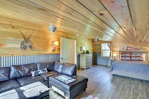 Buena Vista Vacation Home: Hot Tub, Mountain Views