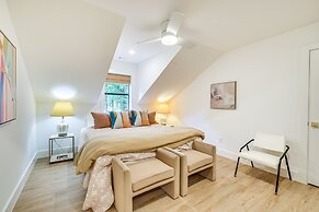 Pet-friendly Garfield Cabin on Beaver Lake!