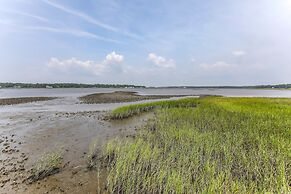 Sunny Bolivia Home w/ Spacious Yard!