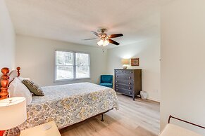 Charming Seneca Home - 3 Mi to Memorial Stadium!