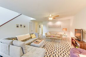 Charming Seneca Home - 3 Mi to Memorial Stadium!