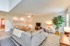 Charming Seneca Home - 3 Mi to Memorial Stadium!