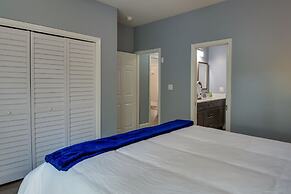 South Carolina Retreat w/ Fireplace & Lake Access!