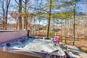 South Carolina Retreat w/ Fireplace & Lake Access!