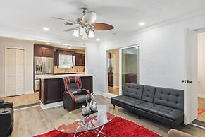 Stunning Miami Oasis w/ Private Furnished Patio!