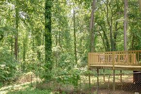 Seneca Vacation Rental < 1 to Lake Keowee Access!