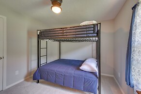 Seneca Vacation Rental < 1 to Lake Keowee Access!