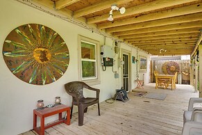 Deck, Fire Pit & Grill: Port Isabel Home!