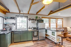 Vickery Cottage on Sandusky Bay w/ Fire Pit!