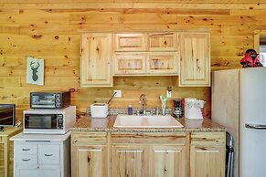 Byrdstown Cabin - w/ Fire Pit, Near Marina & Lake!