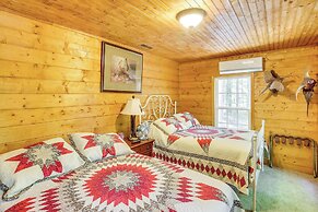 Byrdstown Cabin - w/ Fire Pit, Near Marina & Lake!