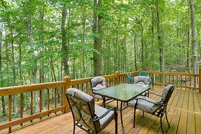 Byrdstown Cabin - w/ Fire Pit, Near Marina & Lake!