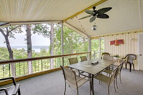 Bright Byrdstown Home w/ Views of Dale Hollow Lake