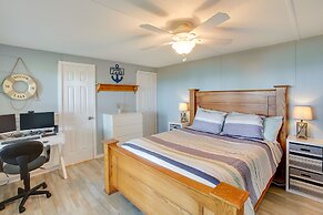 Bright Byrdstown Home w/ Views of Dale Hollow Lake