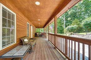 Cozy Tennessee Lake House w/ Grill & Fire Pit!