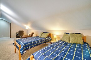 Cozy Tennessee Lake House w/ Grill & Fire Pit!